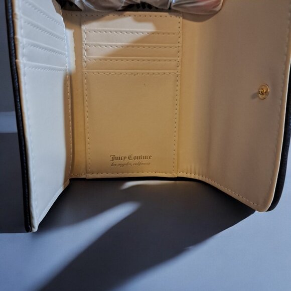 Juicy Couture Royal Couture Double Sided Trifold Quilted Wallet Pink & B… - Picture 10 of 11